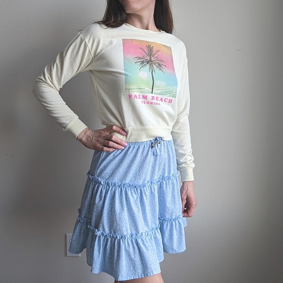 Forever 21 Cropped Sweater - Picture 4 of 4